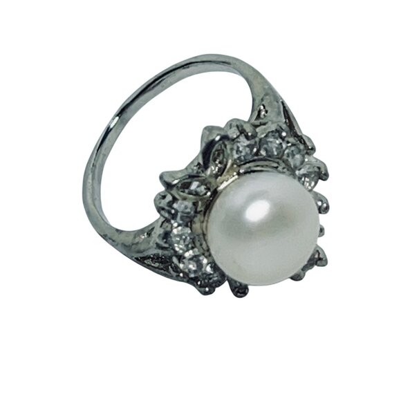 Silver Tone Statement Ring W/ Faux Pearl & Clear Rhinestones Size 6 (R440) - Picture 5 of 6